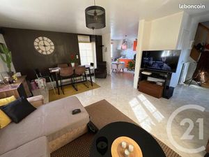 Maison 5 pièces 74 m²