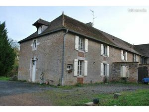 Location dans ancien moulin a papier bord de grosne commune de Saint Ambreuil