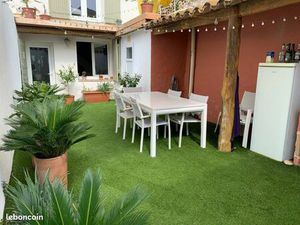 Maison de village meublée 65m² – Aramon (30390)