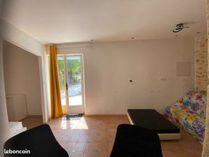 Maisonnette rénovée - centrale à 20 mn de 4 villes - élec/eau incluses -