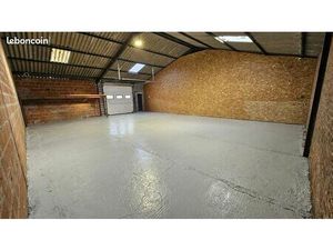 Location hangar / cellule pour activité artisanale ou stockage