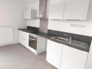 Appartement T3 à louer - 3 pièces - 61 60 m2 - St Herblain - 44 - PAYS-DE-LOIRE