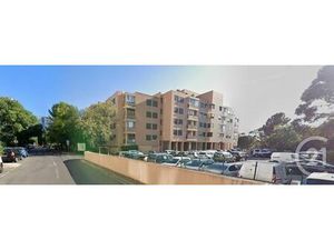 Parking à louer - 14 m2 - La Valette Du Var - 83 - PROVENCE-ALPES-COTE-D-AZUR