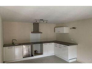 Location appartement  81 m² T-3 à Castres  550 €