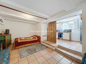 À vendre Grand T1 lumineux au coeur du vieux village de Calian