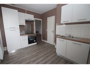 A LOUER A CERCY LA TOUR  appartement F3