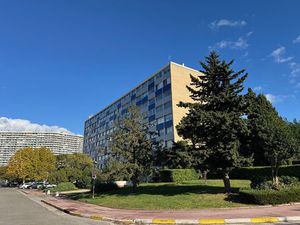 Studio 16 m2  9eme Le Montmorency