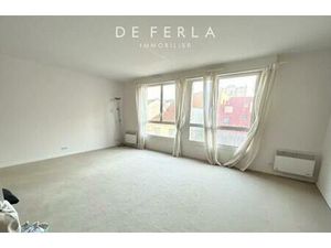 Grand studio avec vue dégagée - MONTROUGE