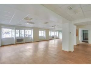 Bureaux à Louer 140m² - Hotel de Ville
