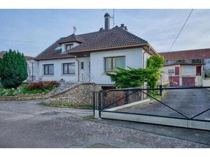 Maison de 6 pièces de 175 m² + gros potentiel