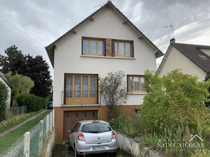 LES MUREAUX secteur VERNEUIL Maison non mitoyenne 105m2 6 pi