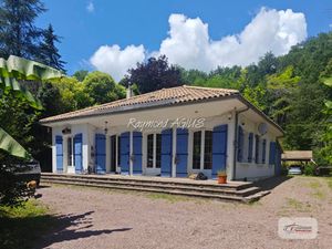 Maison de plain-pied lumineuse - 3 chambres et plus d'un hec