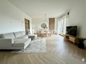 Construction des années 2000 dans un secteur prisé