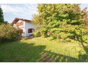 USTARITZ (secteur Arrauntz) – Maison familiale 5 pièces sur terrain d'environ 1 200 m2 pis