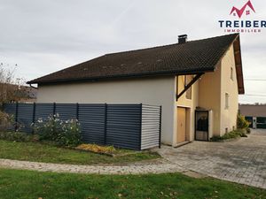 Maison sur 13 ares de terrain sur la commune de Dorans garag