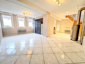 NANCY / CHARLEMAGNE MAISON F4 DE 98M2 + GARAGE + PARKING