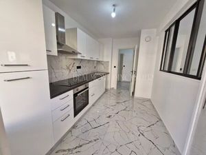 3P Terrasse Parking vue dégagée