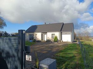 Pavillon récent à Carrouges