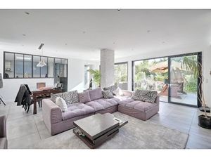 LA VARENNE/TRIANGLE D'OR