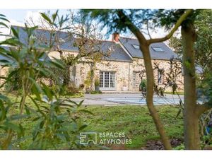 Sublime Longère dans son écrin de verdure Nord de Nantes