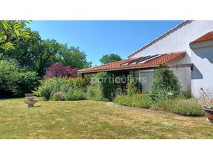 Maison 8 pièces 144 m2