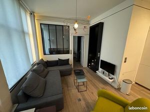 Paris Marais F2 rénové équipé et meublé