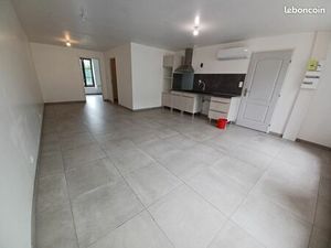 Loue appartement F2 à Wassy