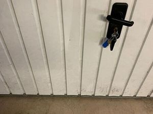 Parking/box 1 pièce 15 m²