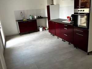 Maison à louer bourg saint-sauvant