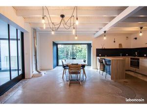 Propriété 6 pièces 143 m²