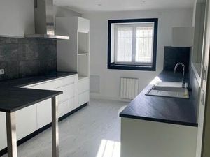 Particulier loue F3 a Sathonay-Village