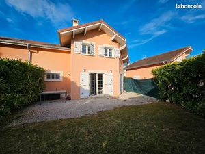 A louer maison mitoyenne