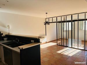 Direct propriétaire : T2/T3 centre aix + parking