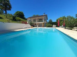 Maison de 130 m² à Gurmencon