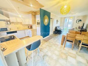 Maison de 96 m² à Le Vivier-Sur-Mer