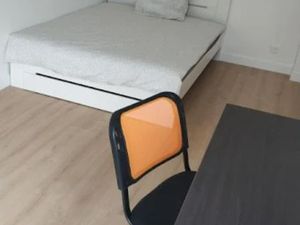 Location meublée appartement 2 pièces 13 m² à Évry-Courcouronnes (91000)  495 €