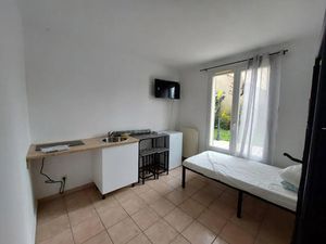 Location meublée appartement 2 pièces 9 m² à Lieusaint (77127)  590 €