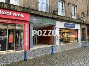 Location Bureaux et commerces à Vire (14500) : à louer / 27m² Vire