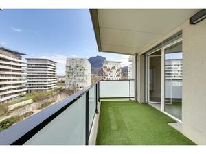 Spacieux T3 dans copropriété récente idéal premier achat