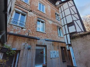 Appartement T1 loué proche du centre ville à Louviers