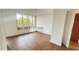 T3 rénové  lumineux et idéalement situé à Lyon 8