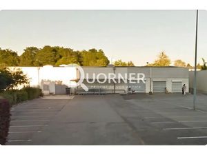 A louer local commercial d'environ 800 m2 à Vitry-le-Françoi