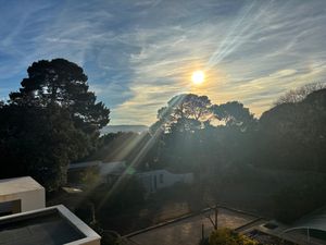 BALARUC-LES-BAINS(34)  A VENDRE MAISON P5 DE 137m2  TERRAIN 337m2  JARDIN  VUE SUR L'ETANG