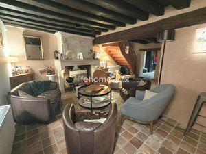 Belle et vaste maison de ville au coeur de Châteauroux