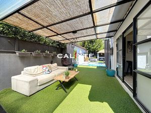 LA COLLE SUR LOUP VENTE MAISON INDIVIDUELLE PLAIN PIED PISCINE