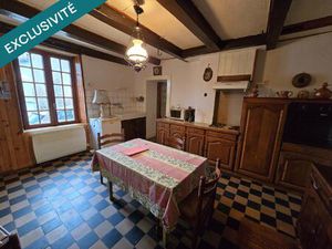 Maison de village avec trois chambres