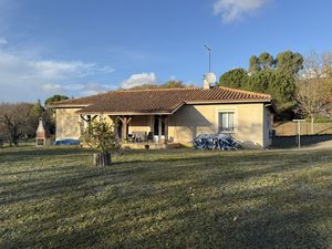 Maison de 88m2 à vendre à Lasseube-Propre