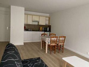 Location Appartement 2 pièces Meublé à Saint-Brieuc (22000) : à louer 2 pièces Meublé / 43