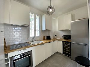 Appartement meublé rénové ? 3 pièces ? 57 m² ? Centre-ville de Suresnes