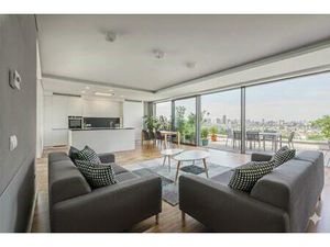 *T5 au Dernier Etage + Superbe Terrasse exposition Sud Ouest et 2 Parkings